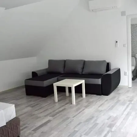 тузлата пентхаус / Tuzlata Penthouse Appartement